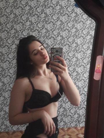 Надя